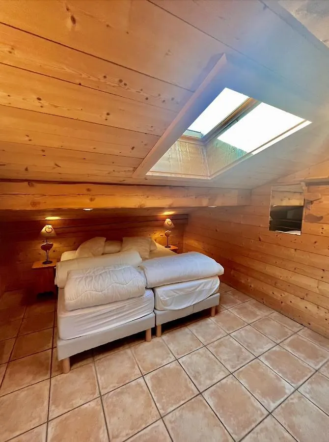 Residences Delavay Les Pistes Les Gets Apartment